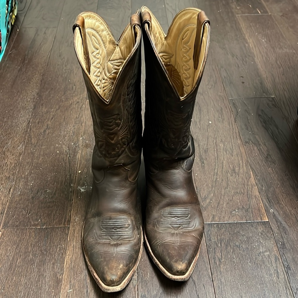Heritage Boot Company Apache in Brown Size 10.5.  Men’s, used cowboy boots.
